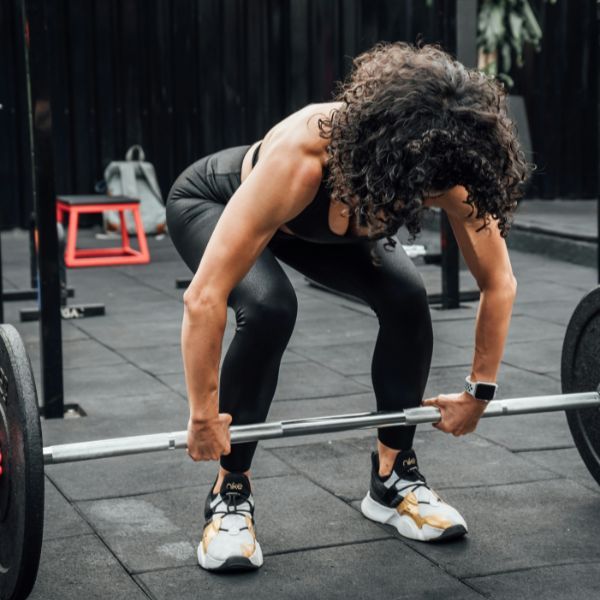 Cómo sacar ventaja a tus diferencias fisiológicas entrenando si eres mujer
