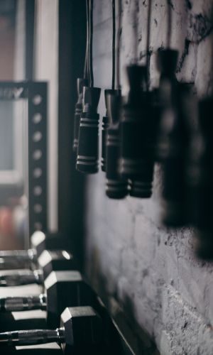 Qué apuntar en la revisión semanal de tu diario de entrenamiento gym